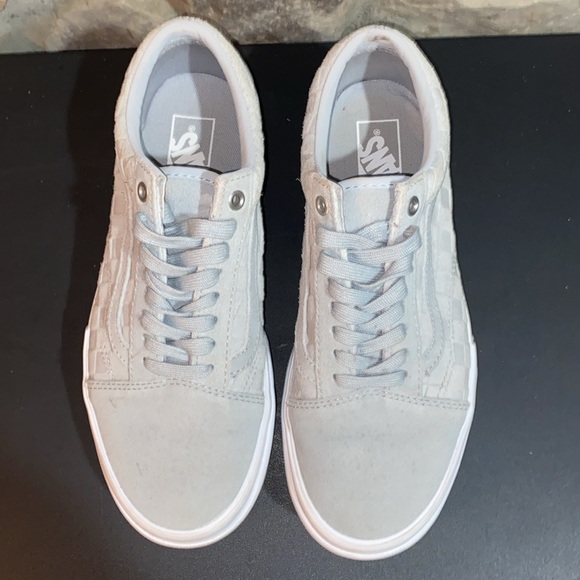 Vans Gray Suede Embossed and Stacked.Size 8 - Picture 5 of 10